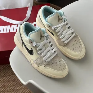 Air Jordan 1low Se Sanddrift /Glacier Blue Fashion Shoes