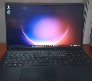 New Laptop Dell Inspiron 15 16GB Intel Core i7 SSD 512GB