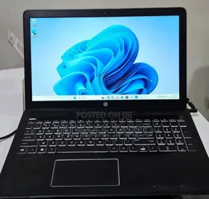 New Laptop HP Pavilion 15 8GB Intel Core i7 SSD 256GB
