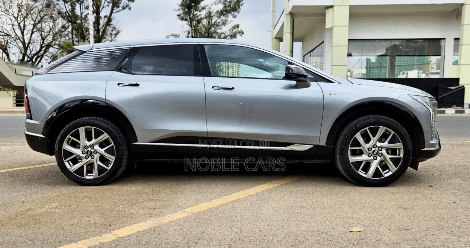 Cadillac Lyriq 2024 Gray