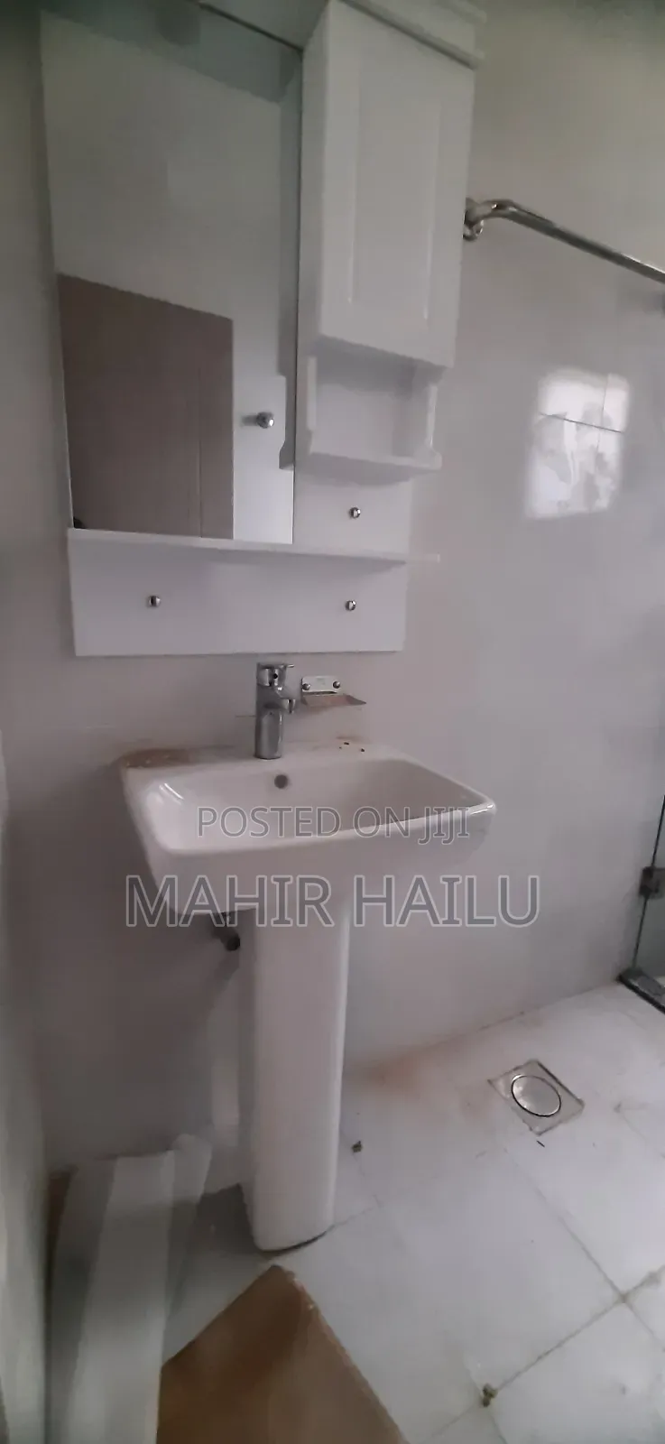 3bdrm Apartment in Real, Bole for rent