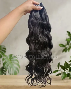 28 Inch Wavy Natural Black – Like Human Hair – Premium Quality