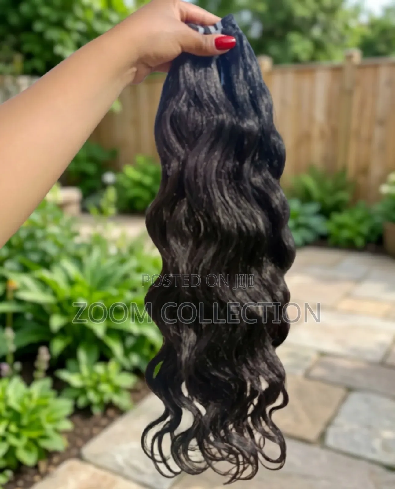 28 Inch Wavy Natural Black – Like Human Hair – Premium Quality