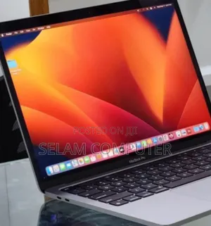New Laptop Apple MacBook Pro 2022 M2 8GB Intel Core M2 SSD 256GB