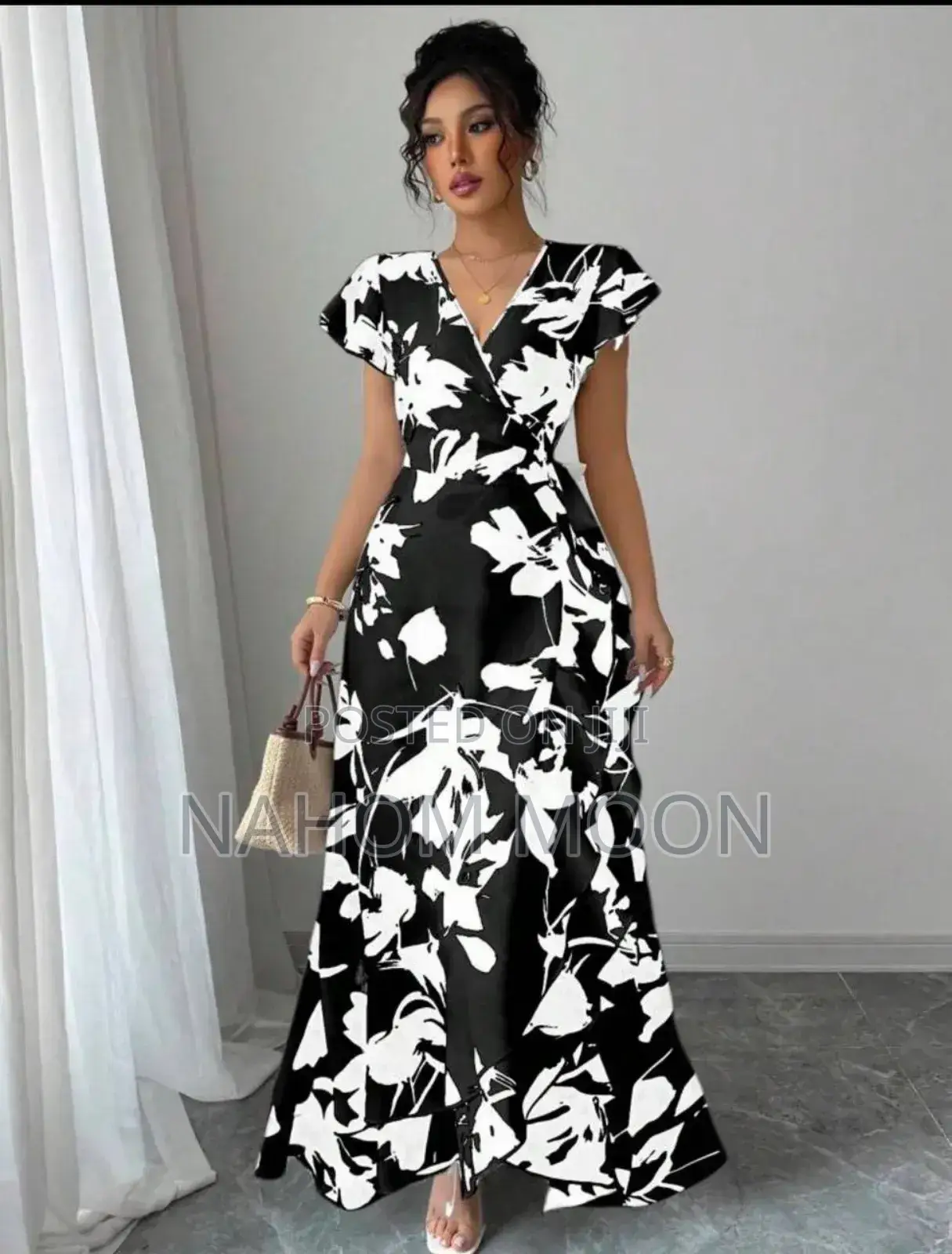 Elegant Loock Dress for Her