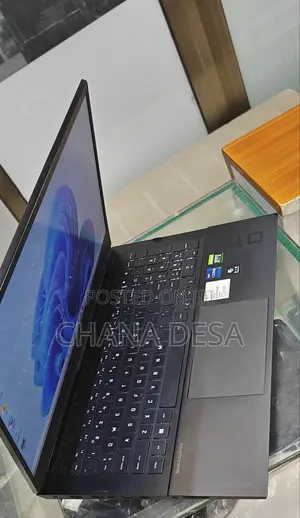 New Laptop HP Omen 16 16GB Intel Core i7 SSD 512GB
