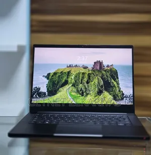 New Laptop Razer Blade 16GB Intel Core i7 SSD 512GB