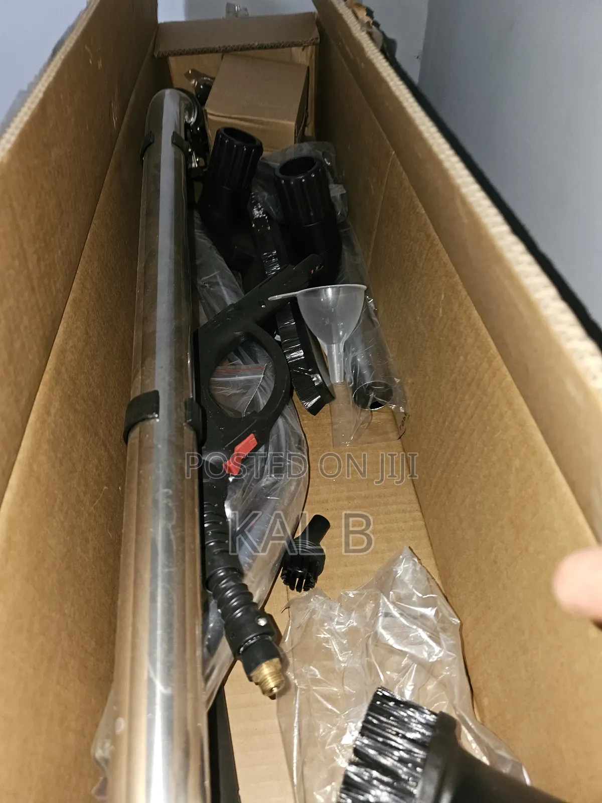 Wet And Dry Vacuum And Steaming