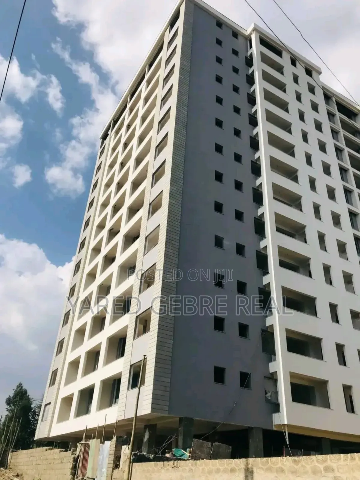 9bdrm Apartment in B Group Real Estate, Yeka for sale