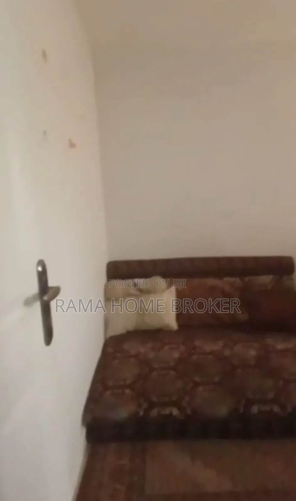 Furnished 3bdrm Condo in ኮንዶሚኒየም, Yeka for sale