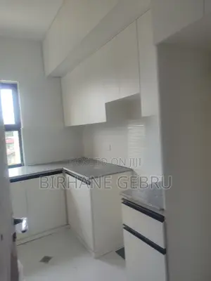 1bdrm Apartment in Luxuru Apartiment, Bole for rent