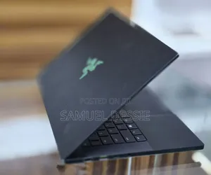 New Laptop Razer Blade 16GB Intel Core i7 SSD 512GB