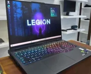 New Laptop Lenovo Legion 7 32GB Intel Core i9 SSD 2T