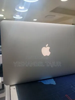 New Laptop Apple MacBook Pro 2015 16GB Intel Core i7 SSD 512GB