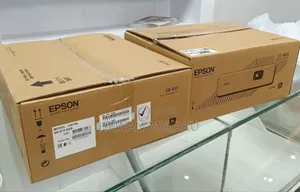 Brand New Epson Projector Model: Eb-E10 With Cartoon With Best I