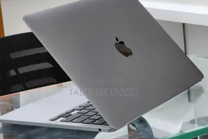 New Laptop Apple MacBook Air 2022 M2 8GB Apple M2 SSD 256GB