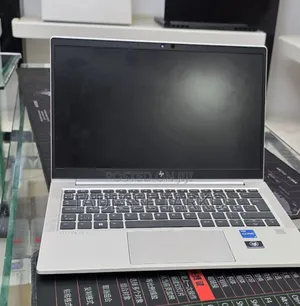 New Laptop HP 630 16GB Intel Core i5 SSD 512GB
