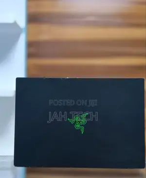 New Laptop Razer Blade 16GB Intel Core i7 SSD 512GB