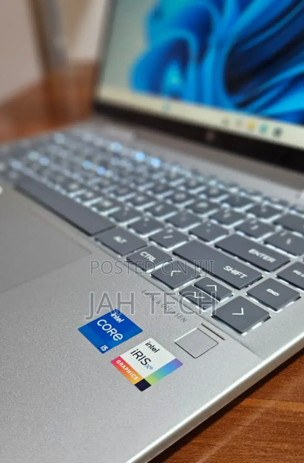 New Laptop HP Envy x360 8GB Intel Core i5 SSD 512GB