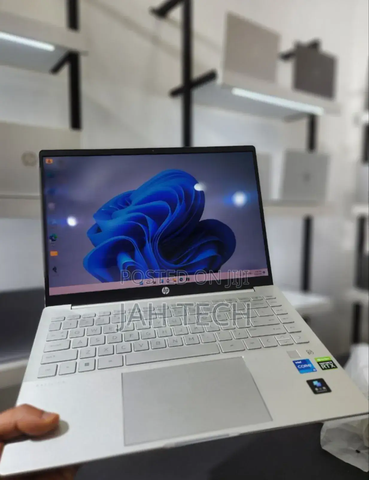 New Laptop HP Pavilion 15 16GB Intel Core i5 SSD 512GB