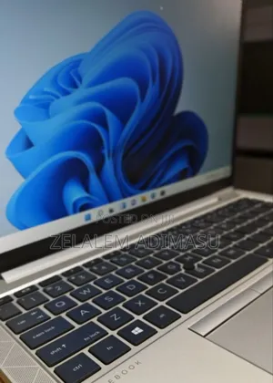 New Laptop HP EliteBook 840 G7 16GB Intel Core i7 SSD 512GB