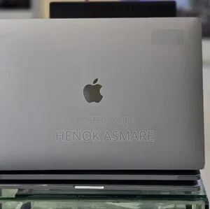 New Laptop Apple MacBook Pro 2017 16GB Intel Core i7 SSD 512GB