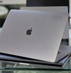 New Laptop Apple MacBook Pro 2017 16GB Intel Core i7 SSD 512GB