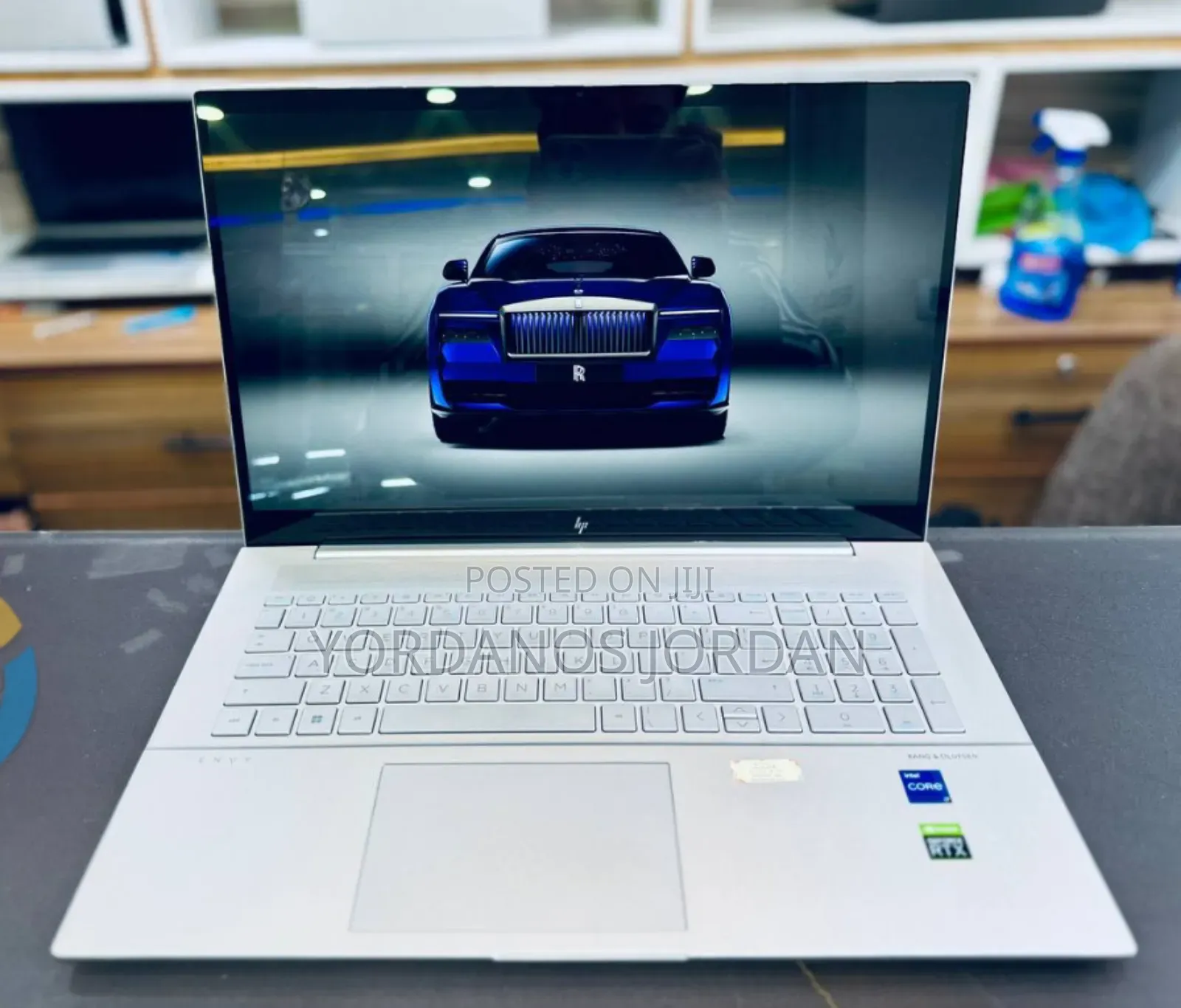 New Laptop HP Envy 17 16GB Intel Core i7 SSD 512GB
