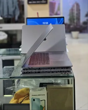 New Laptop Apple MacBook Pro 2017 16GB Intel Core i7 SSD 512GB