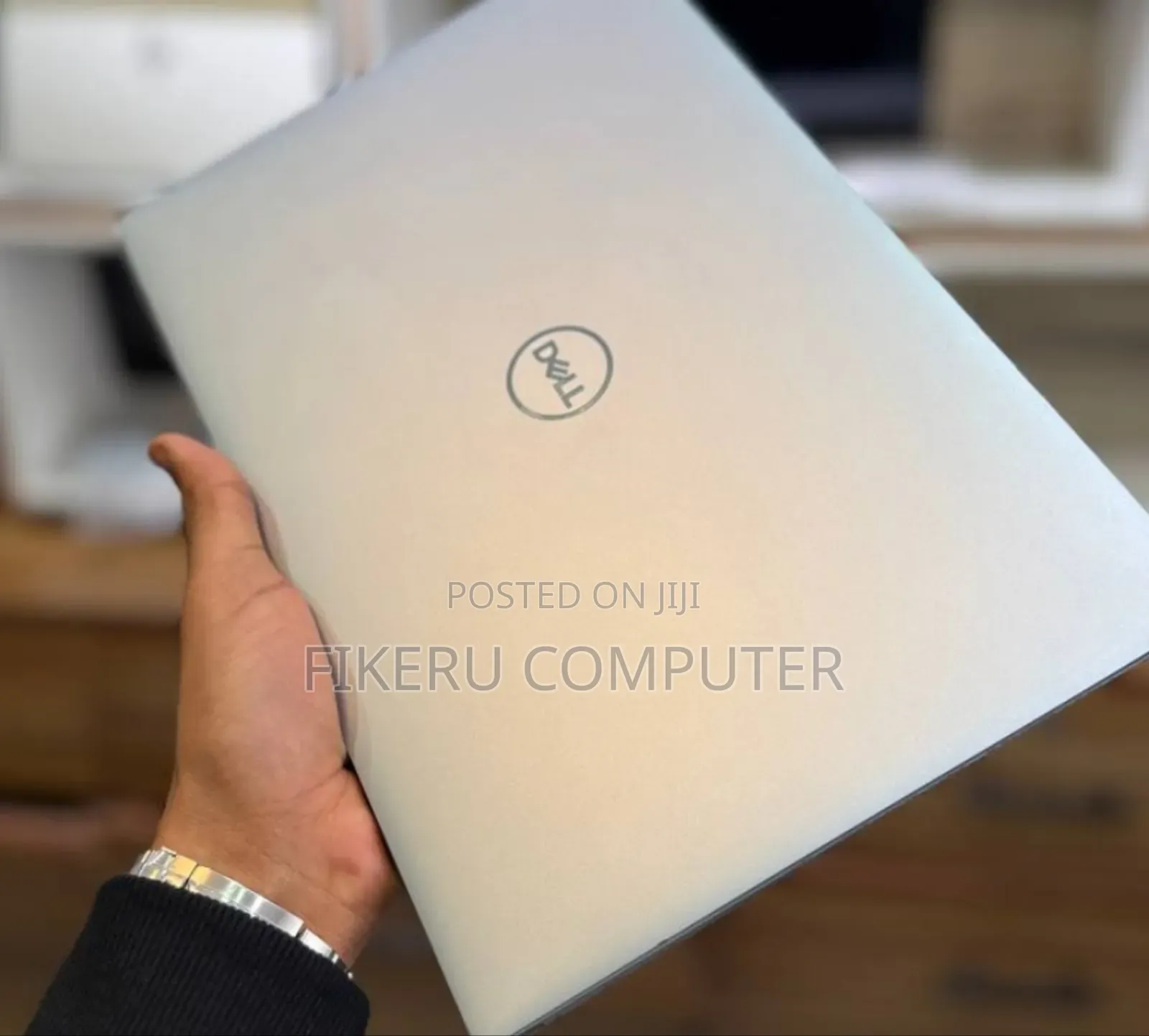 New Laptop Dell XPS 15 8GB Intel Core i5 SSD 256GB