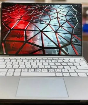 New Laptop Dell XPS 13 8GB Intel Core i5 SSD 256GB