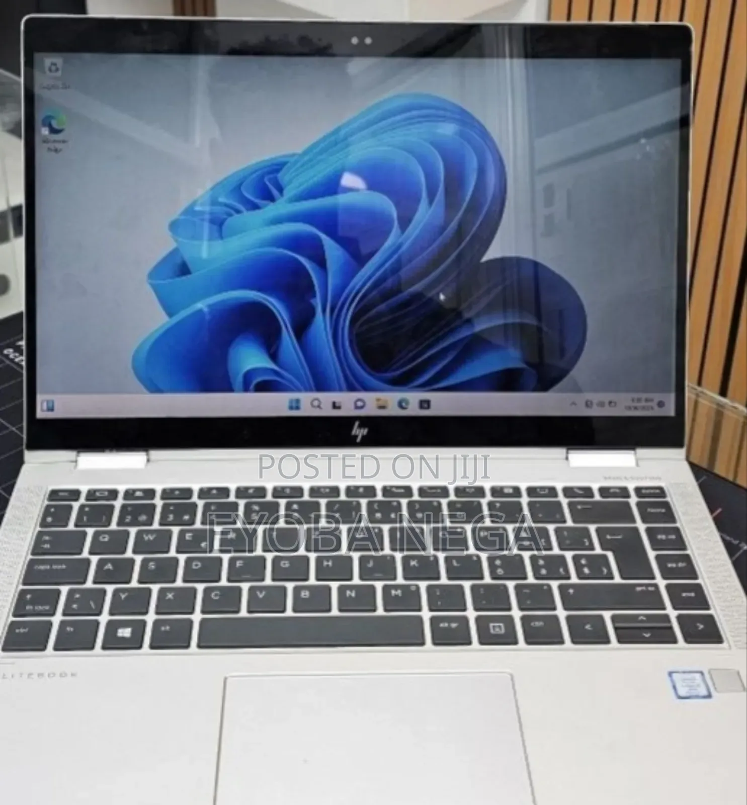 New Laptop HP EliteBook x360 1040 G5 16GB Intel Core i7 SSD 256GB