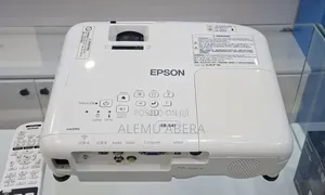 Epson Projector Model Name: Eb-S41 Has Bag and Remote
