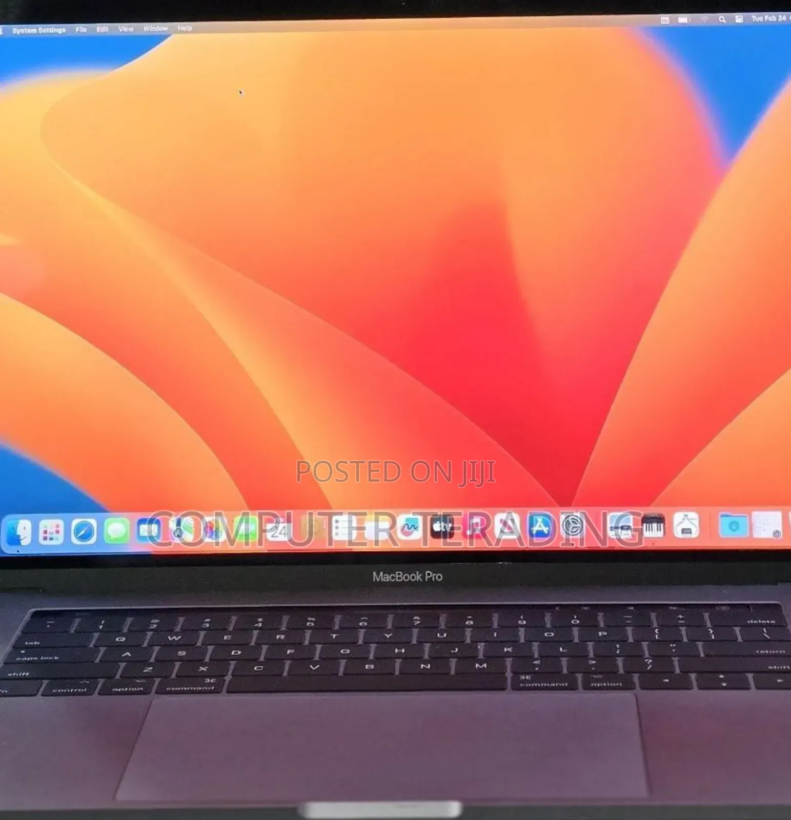 New Laptop Apple MacBook Pro 2017 16GB Intel Core i7 SSD 512GB