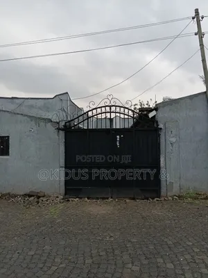 4bdrm House in Behinds To Nasswe, Nifas Silk-Lafto for sale
