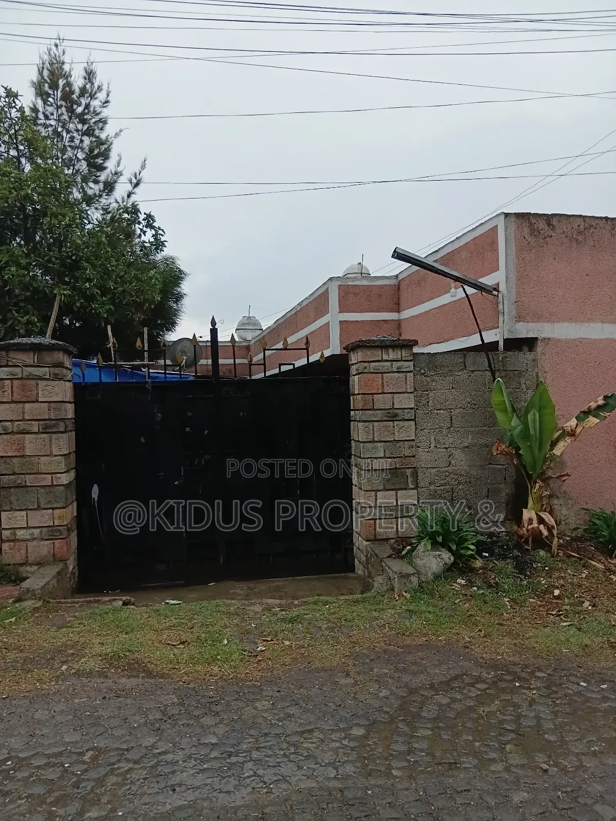 4bdrm House in Behind To Nasswe, Nifas Silk-Lafto for sale