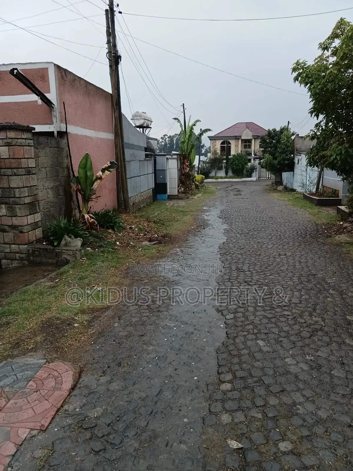 4bdrm House in Behind To Nasswe, Nifas Silk-Lafto for sale