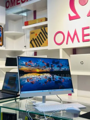 New Laptop HP OmniStudio X All-in-One 16GB Intel Core i5 SSD 1T