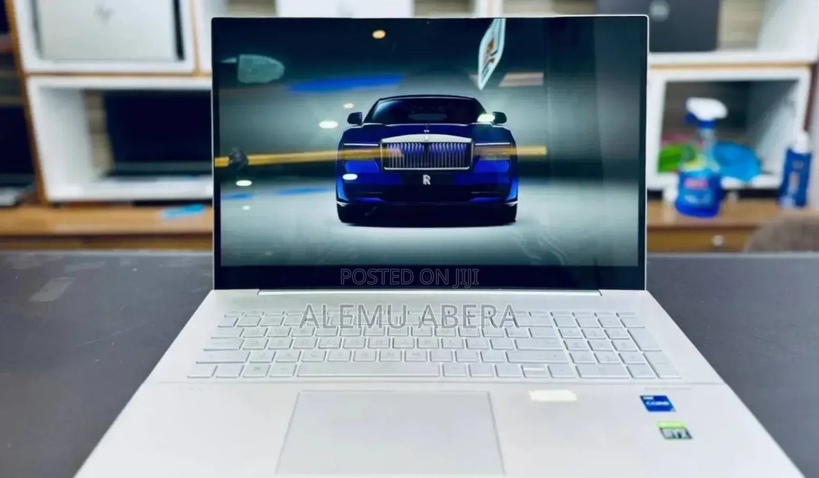 New Laptop HP Envy 17 16GB Intel Core i7 SSD 512GB