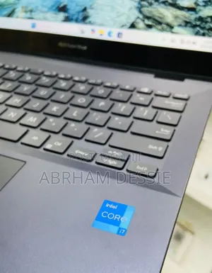 New Laptop Asus 16GB Intel Core i7 SSD 512GB