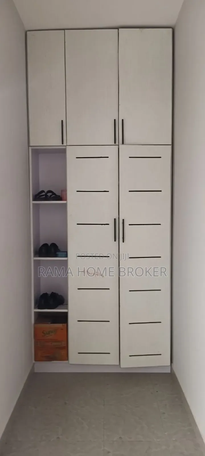 Furnished 4bdrm Apartment in አያት, Yeka for sale