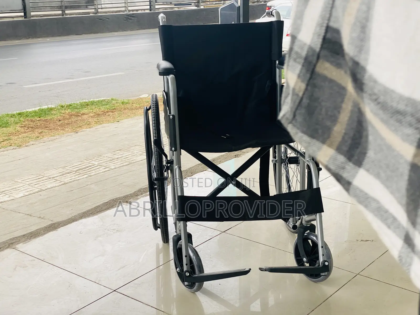 Active Handicapped Wheel Chair Lightweight Disabled Manual Wheelchair