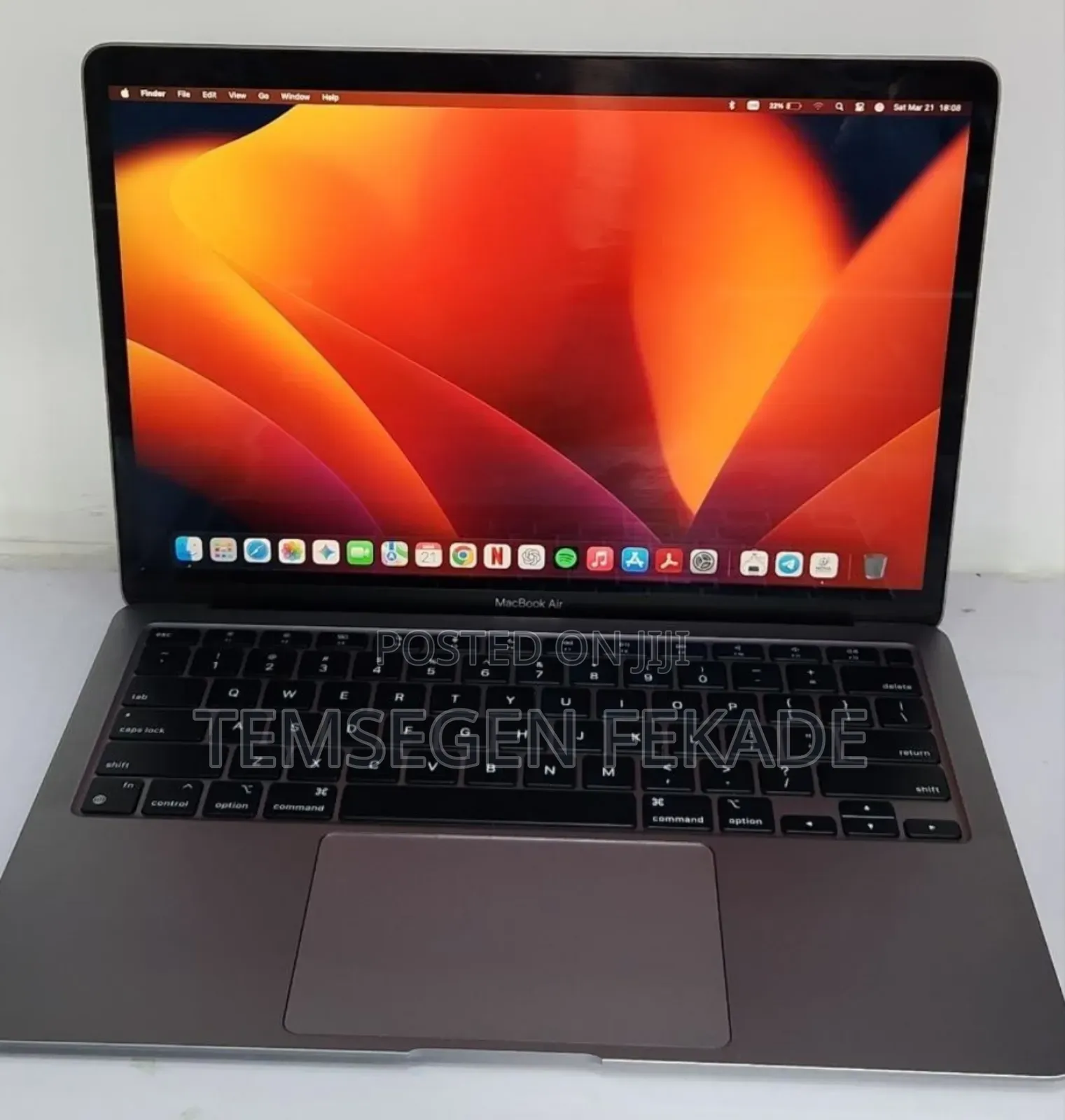 New Laptop Apple MacBook Air 2020 M1 8GB Apple M1 Max SSD 256GB