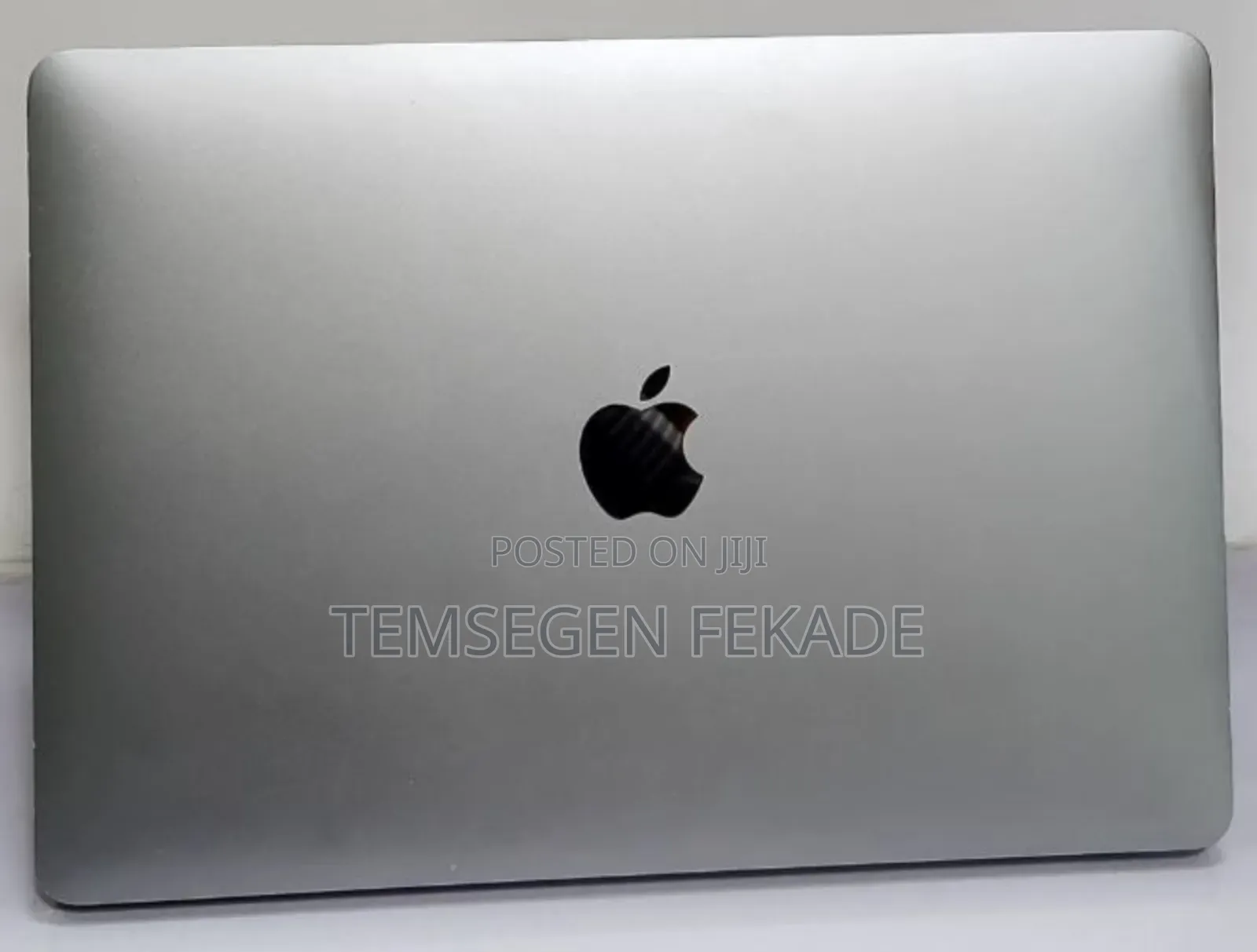 New Laptop Apple MacBook Air 2020 M1 8GB Apple M1 Max SSD 256GB