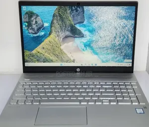 New Laptop HP Pavilion 15 12GB Intel Core i5 SSD 256GB