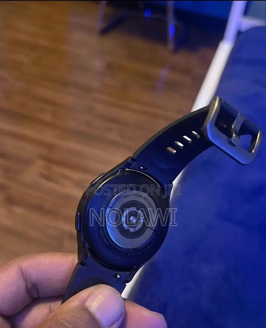 Samsung Galaxy Watch 4