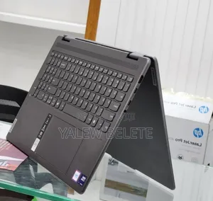 New Laptop Lenovo Yoga 7i 16GB Intel Core Ultra 7 SSD 1T