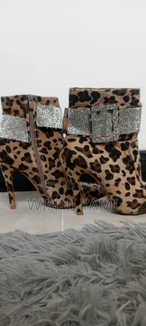 Shose,ቆንጆ ጫማ,38,39