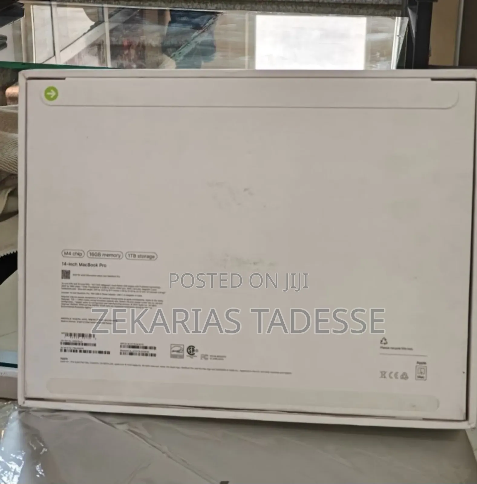 New Laptop Apple MacBook Pro 2024 M4 14-inch 16GB Apple M4 Pro SSD 1T