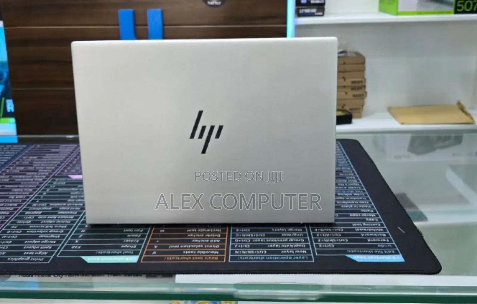 New Laptop HP Elite Dragonfly G4 16GB Intel Core i7 SSD 512GB
